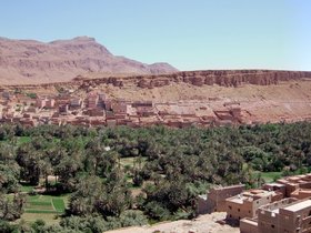 2007_Morocco_Dades_valley.jpg