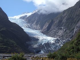2007_New_Zealand_Franz-Josef_glacier.jpg