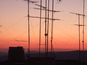 2008_Sicilia_Caltagirone_antennas.jpg