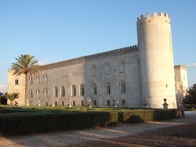 2008_Sicilia_Castel.jpg