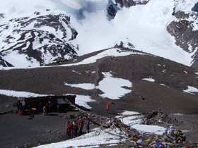 2009_Nepal_Thorung-La_pass.jpg