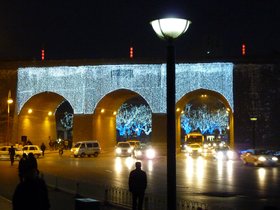 2010_China_Xian_by-night.jpg