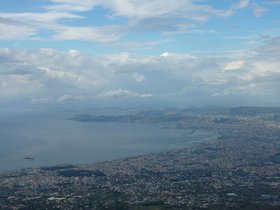 2010_Italia_Napoli-bay.jpg