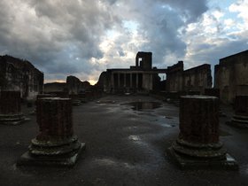 2010_Italia_Pompei.jpg