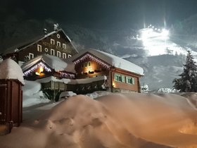 2017_France_Val-dIsere.jpg